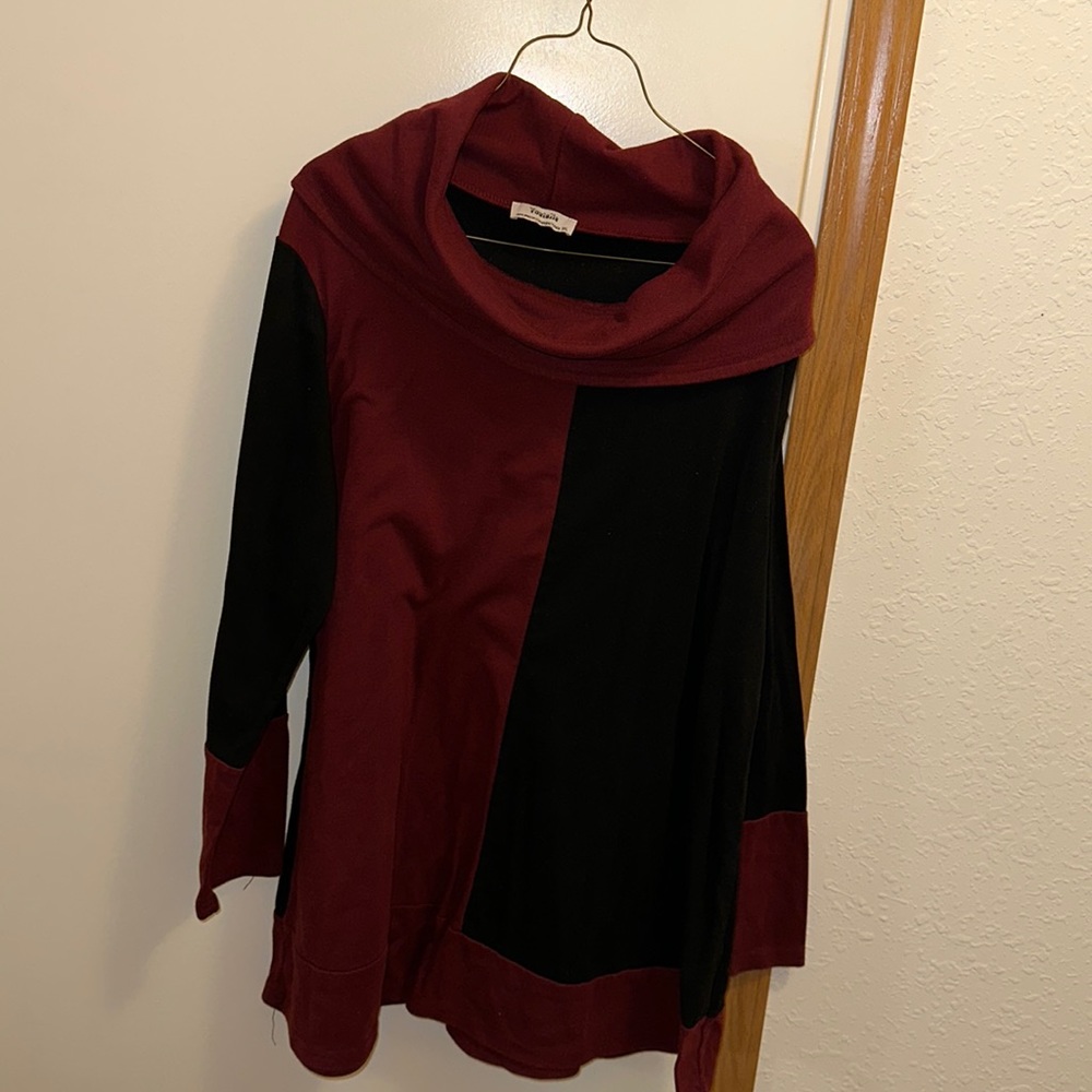 Two toned sweatshirt